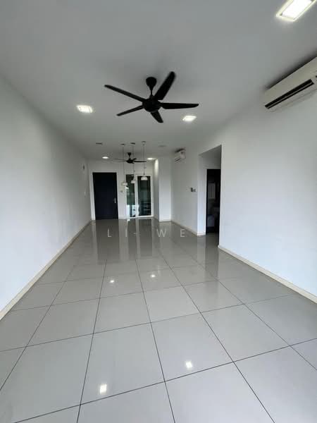 Kondominium untuk Dijual di The WaterEdge (Pinggiran Air) - Li Wei - Living Room - PropertyGuru.com.my