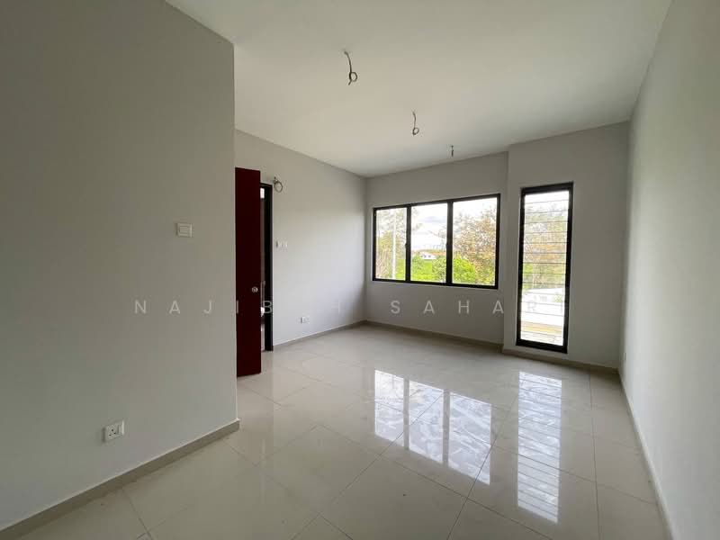 Rumah Teres 2 Tingkat untuk Dijual di Semenyih (Selangor) - Najibah Sahari - PropertyGuru.com.my