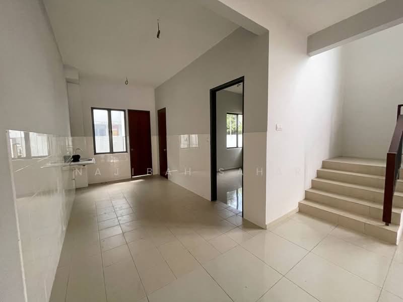 Rumah Teres 2 Tingkat untuk Dijual di Semenyih (Selangor) - Najibah Sahari - PropertyGuru.com.my