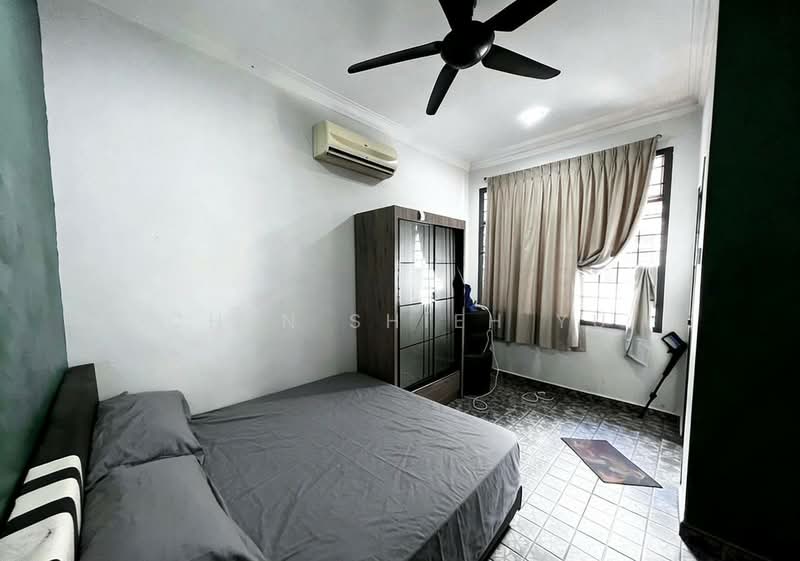 2-storey Terraced House for Sale in Taman Seri Orkid (Skudai) - Chen Shieh Yu - Bedroom - PropertyGuru.com.my