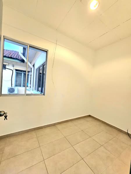 Rumah Flat untuk Dijual di Flat Bukit Indah - Kexin Hua - Interior - PropertyGuru.com.my