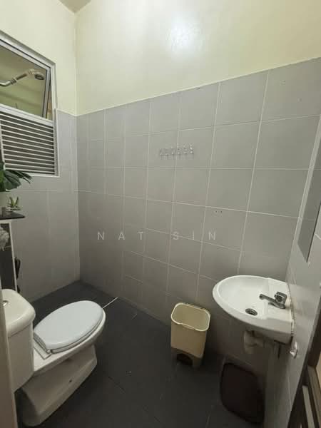 Rumah Kluster untuk Dijual di Johor Bahru (Johor) - Nat Sin - Bathroom - PropertyGuru.com.my