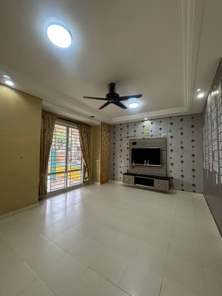 Rumah Kluster untuk Dijual di Johor Bahru (Johor) - Nat Sin - Living Room - PropertyGuru.com.my