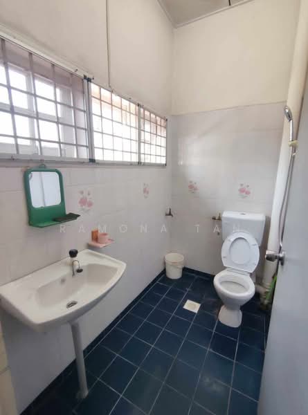Terraced House for Rent in Klebang (Melaka) - Ramona Tan - Bathroom - PropertyGuru.com.my