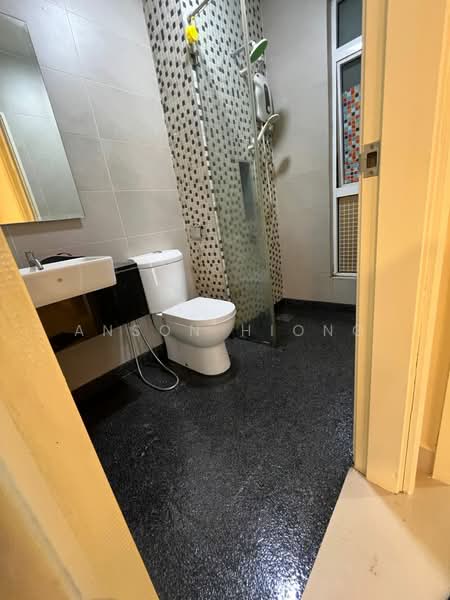 Kondominium untuk Disewa di Medini Signature - Anson Hiong - Bathroom - PropertyGuru.com.my