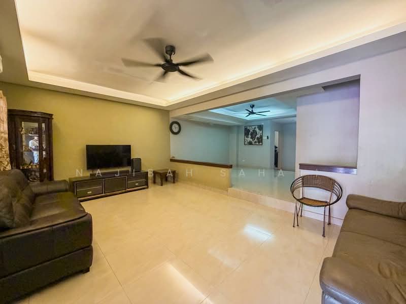 Rumah Teres 2 Tingkat untuk Dijual di Taman Prima Saujana (Kajang) - Najibah Sahari - PropertyGuru.com.my