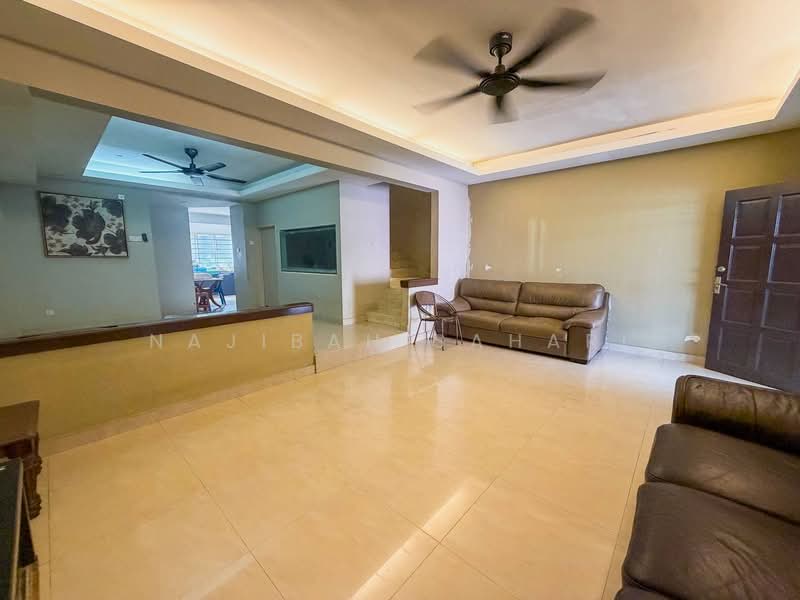 Rumah Teres 2 Tingkat untuk Dijual di Taman Prima Saujana (Kajang) - Najibah Sahari - PropertyGuru.com.my