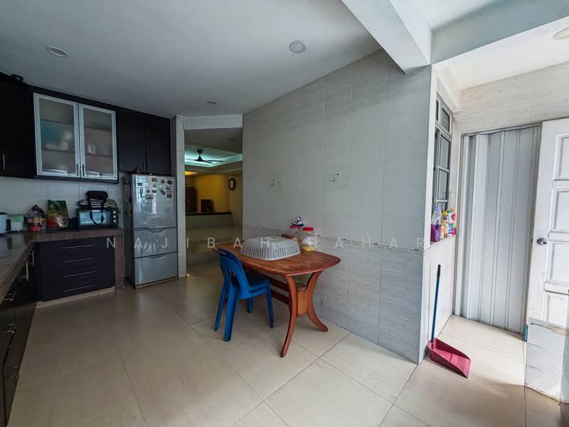 Rumah Teres 2 Tingkat untuk Dijual di Taman Prima Saujana (Kajang) - Najibah Sahari - PropertyGuru.com.my