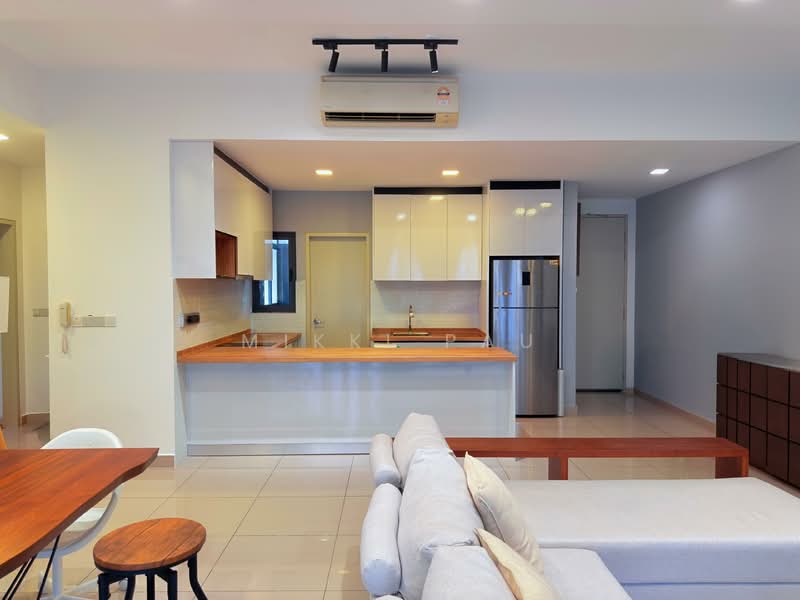 Condominium for Sale at Lakeville Residence - Mikki Pau - Living Room - PropertyGuru.com.my