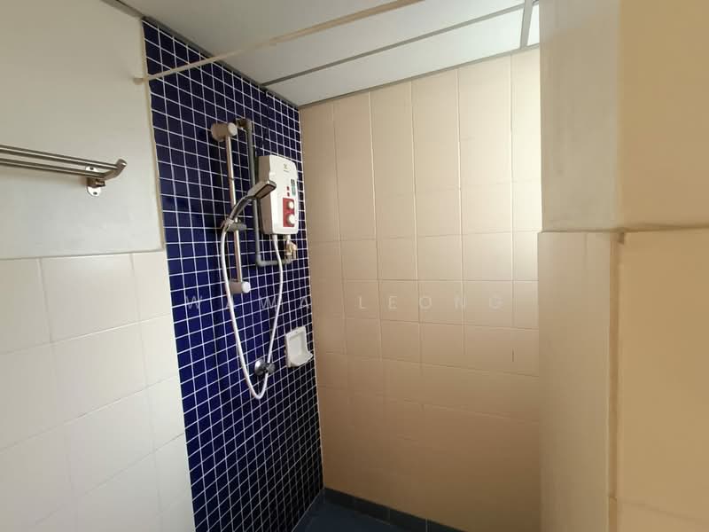 Kondominium untuk Disewa di Perdana Exclusive - Wawa Leong - Bathroom - PropertyGuru.com.my