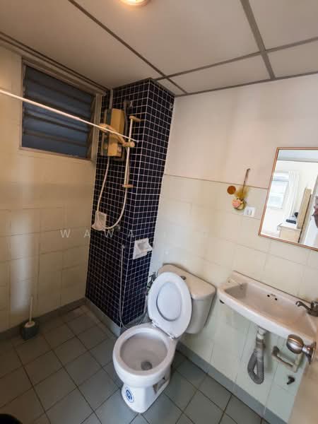 Condominium for Rent at Perdana Exclusive - Wawa Leong - Bathroom - PropertyGuru.com.my