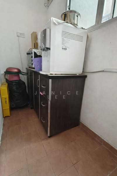 Pangsapuri untuk Dijual di Taman Terbilang - Janice Lee - Utility Area - PropertyGuru.com.my