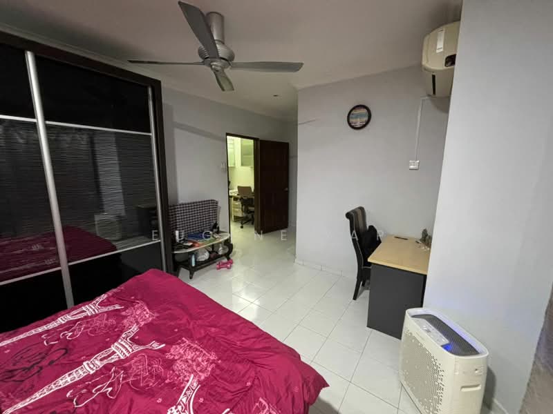 2-storey Terraced House for Sale in Seksyen 25 (Shah Alam) - Eugene Yap - Bedroom - PropertyGuru.com.my