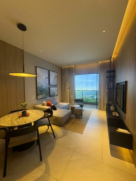 Service Residence for Sale at Parkside Residences @ Setia Federal Hill - JIan Yong Teo - Living Room - PropertyGuru.com.my