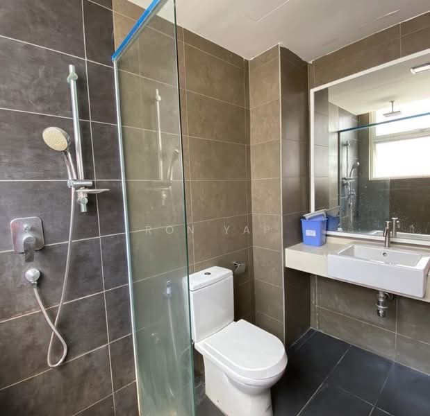 Service Residence for Sale at The Loft @ ZetaPark - Ron Yap - Bathroom - PropertyGuru.com.my