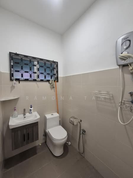 2-storey Terraced House for Rent in Kampung Lapan (Melaka City) - Ramona Tan - Bathroom - PropertyGuru.com.my