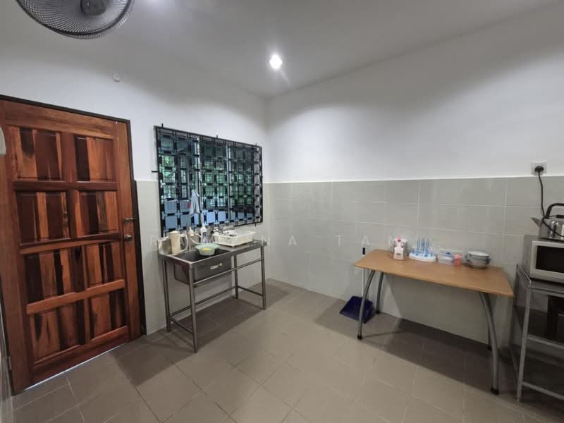2-storey Terraced House for Rent in Kampung Lapan (Melaka City) - Ramona Tan - Kitchen - PropertyGuru.com.my