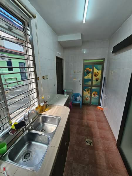 2-storey Terraced House for Sale in Skudai (Johor) - Anson Hiong - Kitchen - PropertyGuru.com.my