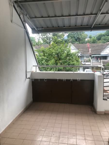 Rumah Teres 1 Tingkat untuk Dijual di Taman Bukit Teratai (Ampang) - Eric Tham - Balcony - PropertyGuru.com.my
