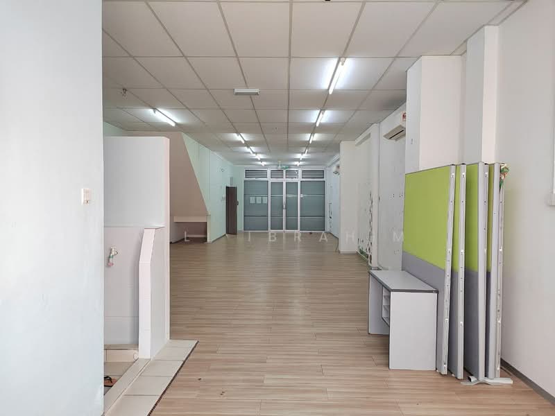 Shop / Office for Sale in Bandar Bukit Mahkota (Bangi) - Azli Ibrahim - Interior - PropertyGuru.com.my