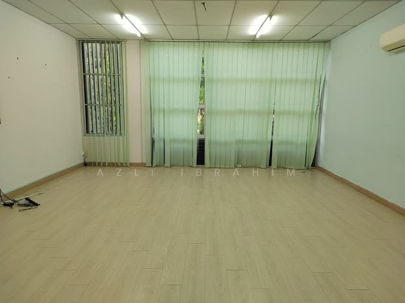 Shop / Office for Sale in Bandar Bukit Mahkota (Bangi) - Azli Ibrahim - Interior - PropertyGuru.com.my