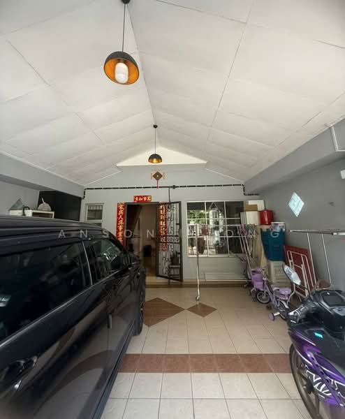 2-storey Terraced House for Sale in Bukit Indah (Iskandar Puteri (Nusajaya)) - Anson Hiong - Car Park - PropertyGuru.com.my