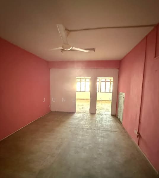 Kedai untuk Dijual di Taman Daya (Johor Bahru) - June Tan - Interior - PropertyGuru.com.my