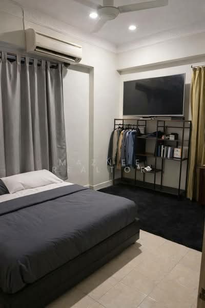 Condominium for Sale at Sri Alam Condominium - Maznee Realtor - Bedroom - PropertyGuru.com.my