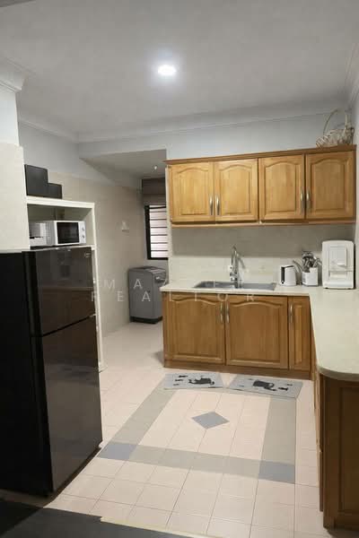 Condominium for Sale at Sri Alam Condominium - Maznee Realtor - Kitchen - PropertyGuru.com.my