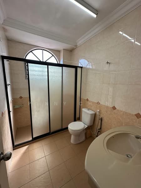 2-storey Terraced House for Sale in Taman Buntong Jaya (Ipoh) - PENNY CHEN - Bathroom - PropertyGuru.com.my