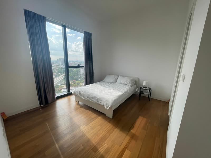 Servis Apartment untuk Disewa di The Astaka @ 1 Bukit Senyum - Shawn Chan - Bedroom - PropertyGuru.com.my