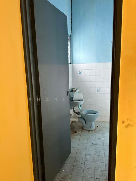 Pangsapuri untuk Dijual di Sunrise Park - Shareena . - Bathroom - PropertyGuru.com.my