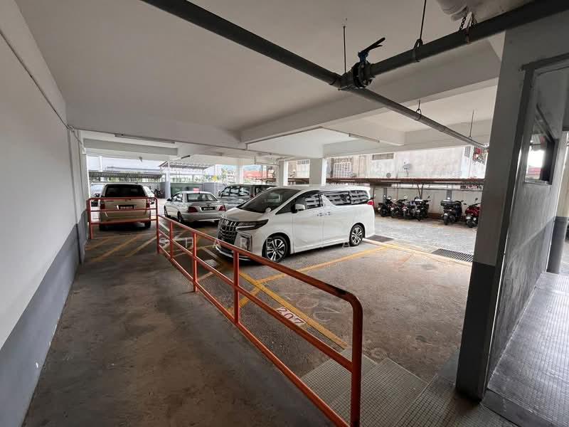 Pangsapuri untuk Dijual di Sunrise Park - Shareena . - Car Park - PropertyGuru.com.my