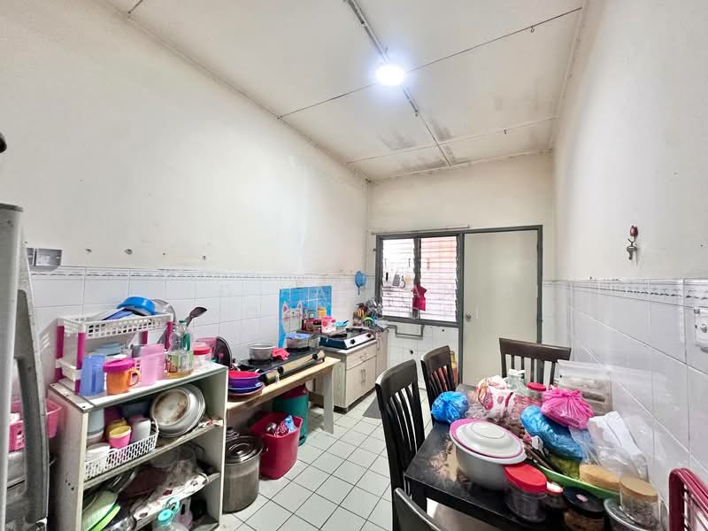 Rumah Teres 1 Tingkat untuk Dijual di Kuala Selangor (Selangor) - Mohd Hazlan bin Mohd Sopi - Kitchen - PropertyGuru.com.my