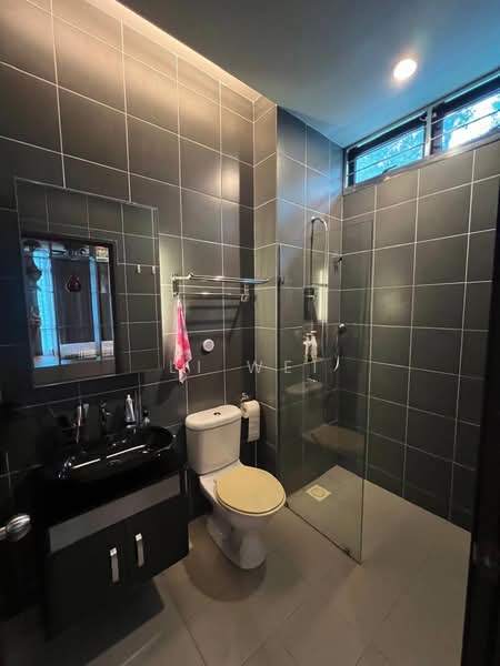 Rumah Teres 2 Tingkat untuk Dijual di Senibong (Permas Jaya) - Li Wei - Bathroom - PropertyGuru.com.my