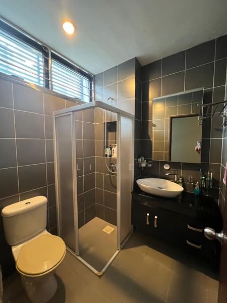 Rumah Teres 2 Tingkat untuk Dijual di Senibong (Permas Jaya) - Li Wei - Bathroom - PropertyGuru.com.my