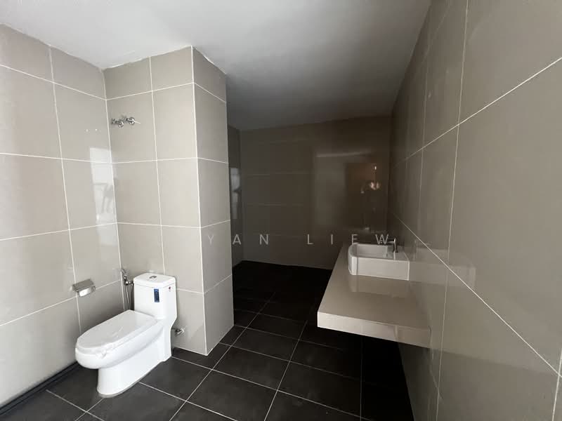 Rumah Teres 4 Tingkat untuk Dijual di Damansara Perdana (Selangor) - Bryan Liew - Bathroom - PropertyGuru.com.my