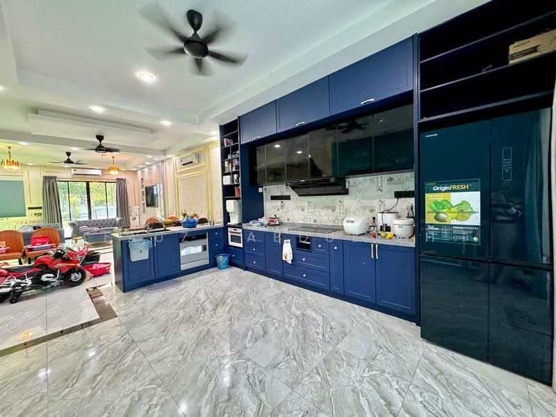 Terraced House for Sale in Setia Eco Glades (Cyberjaya) - Fauzi Abdullah - Kitchen - PropertyGuru.com.my