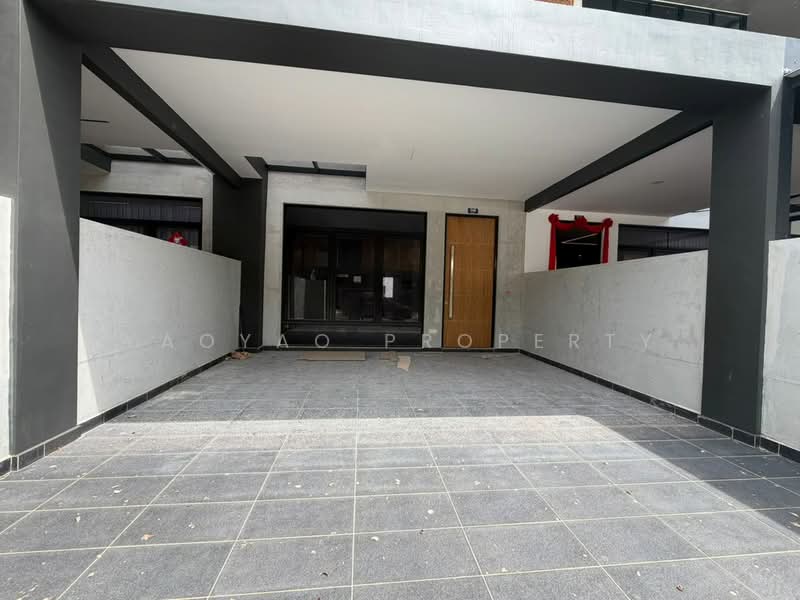 Rumah Teres 3 Tingkat untuk Dijual di Kulai (Johor) - Yaoyao Property - Exterior - PropertyGuru.com.my