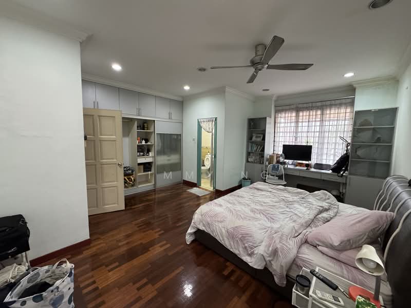 2-storey Terraced House for Sale in Bandar Tun Hussein Onn (Cheras) - Jimmy Ng - Bedroom - PropertyGuru.com.my