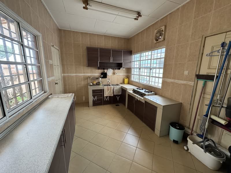 2-storey Terraced House for Sale in Bandar Tun Hussein Onn (Cheras) - Jimmy Ng - Kitchen - PropertyGuru.com.my