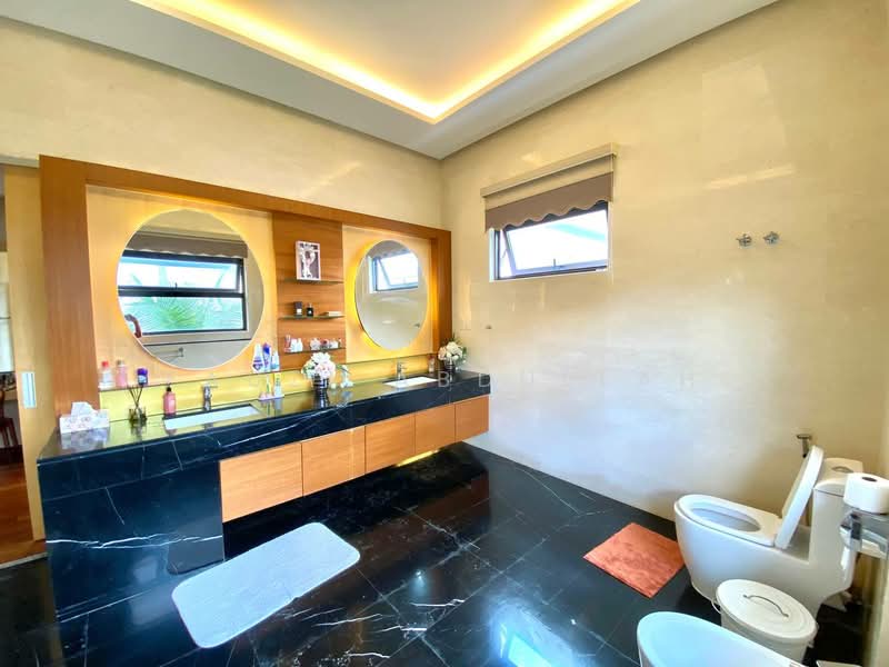 Rumah Banglo untuk Dijual di Ulu Kelang (Selangor) - Fauzi Abdullah - Bathroom - PropertyGuru.com.my
