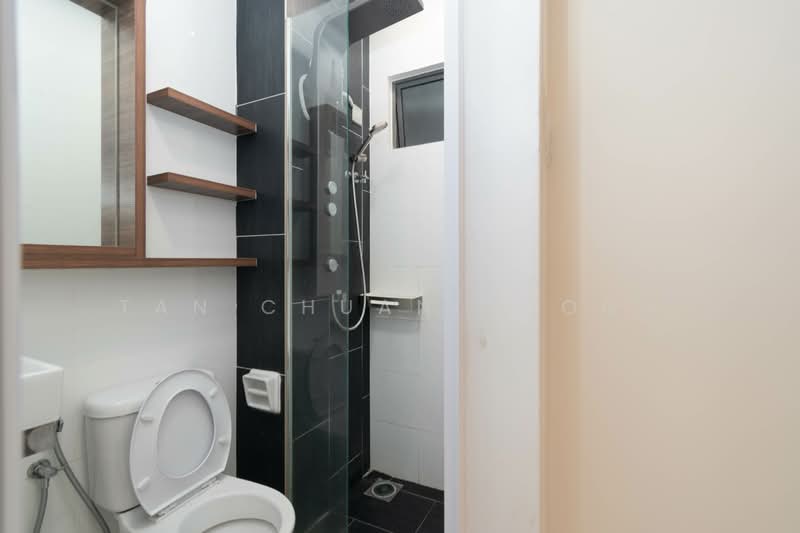 Servis Apartment untuk Disewa di Seasons Garden Residences - Tan Chuan Yoong - Bathroom - PropertyGuru.com.my
