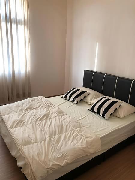 Kondominium untuk Dijual di Oasis - Angie Wong - Bedroom - PropertyGuru.com.my