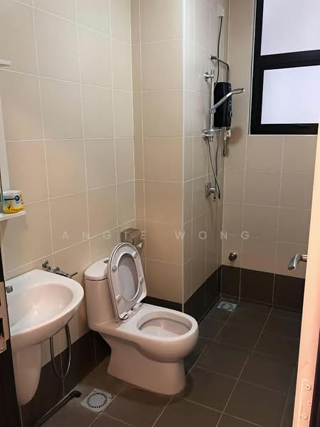 Kondominium untuk Dijual di Oasis - Angie Wong - Bathroom - PropertyGuru.com.my