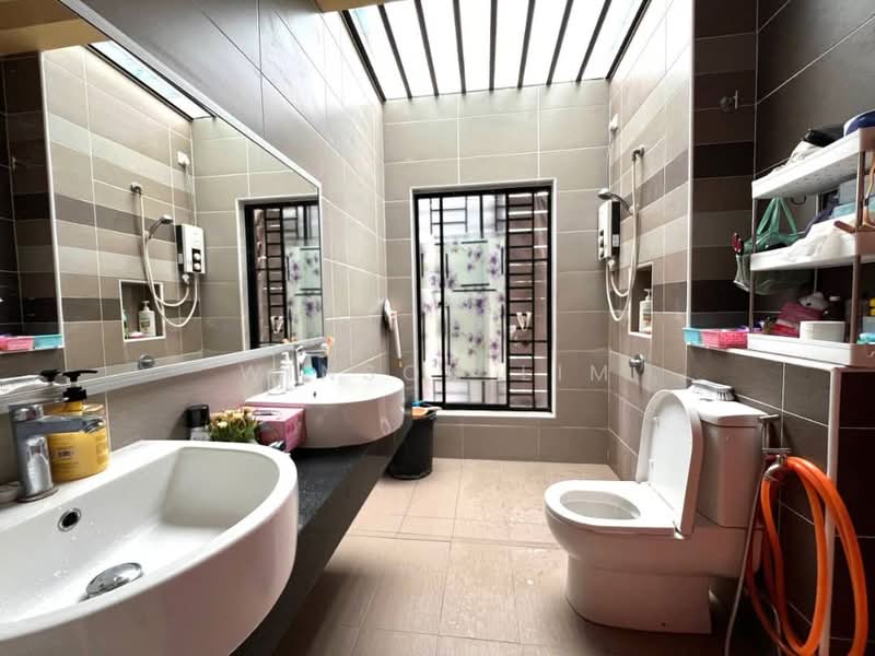 2-storey Terraced House for Sale in Johor Bahru (Johor) - Winson Lim - Bathroom - PropertyGuru.com.my