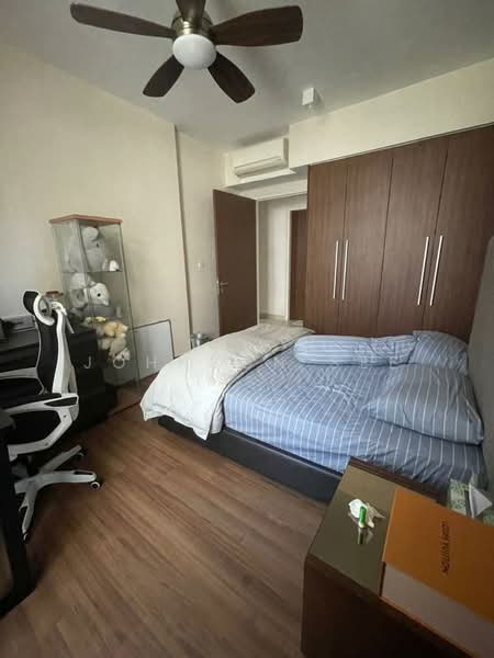 Service Residence for Sale at Aragreens - Johnson See - Bedroom - PropertyGuru.com.my
