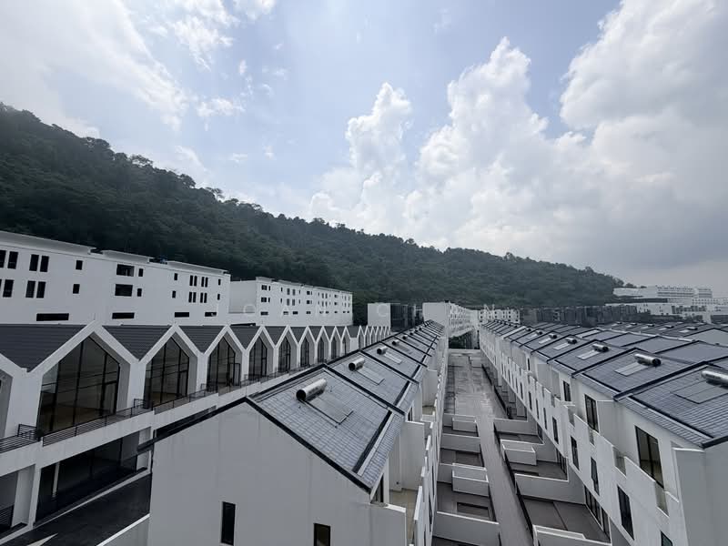 Rumah Teres 3.5 Tingkat untuk Dijual di Damansara Perdana (Selangor) - Joan Chan - Exterior - PropertyGuru.com.my