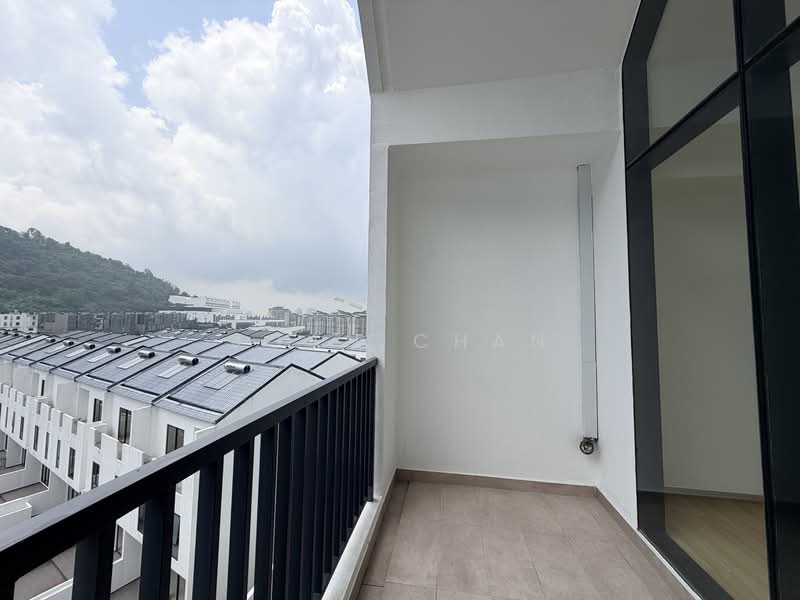Rumah Teres 3.5 Tingkat untuk Dijual di Damansara Perdana (Selangor) - Joan Chan - Balcony - PropertyGuru.com.my