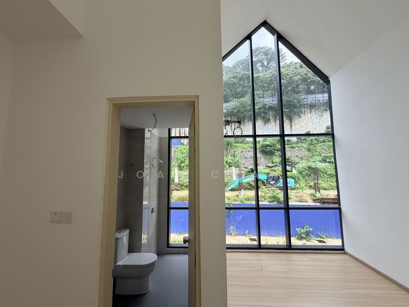 Rumah Teres 3.5 Tingkat untuk Dijual di Damansara Perdana (Selangor) - Joan Chan - Bed2 - PropertyGuru.com.my